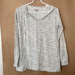 Long sleeve t-shirt hoodie